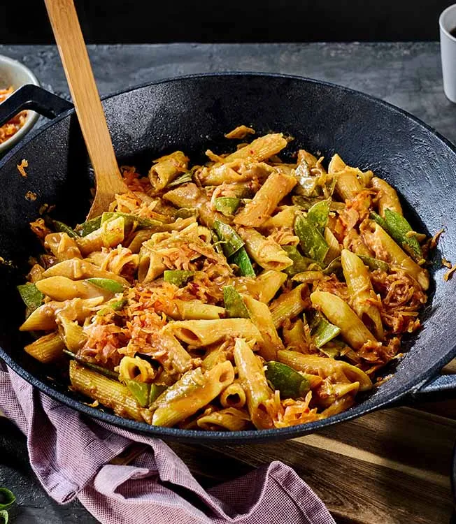 Creamy gochujang pasta with kimchi