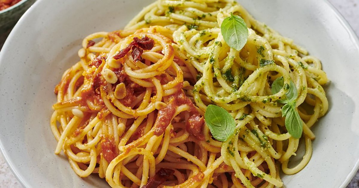 Red and green pesto pasta with Tomato & avocado | Kikkoman