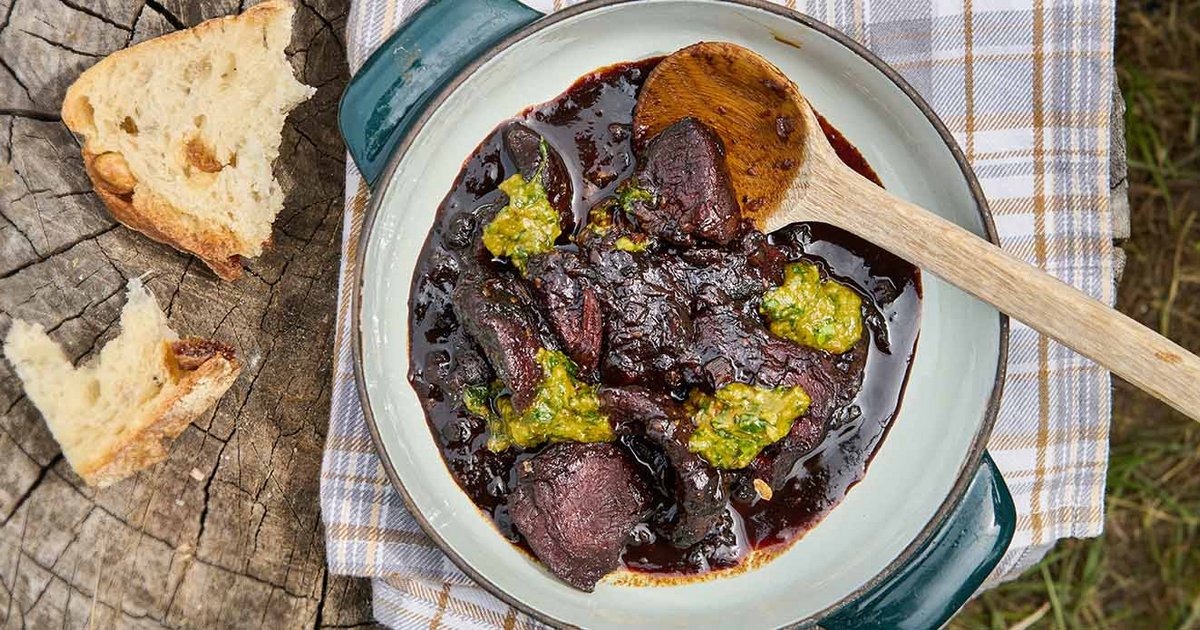 Braised game with juniper and rosemary | Recipe | Kikkoman