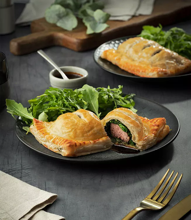 Teriyaki beef and mash pie