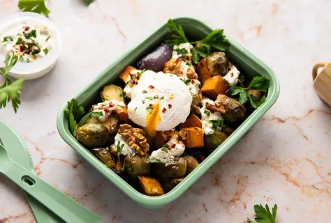Roasted vegetables with feta dip