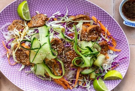 Pork tenderloin with teriyaki glaze and Asian salad