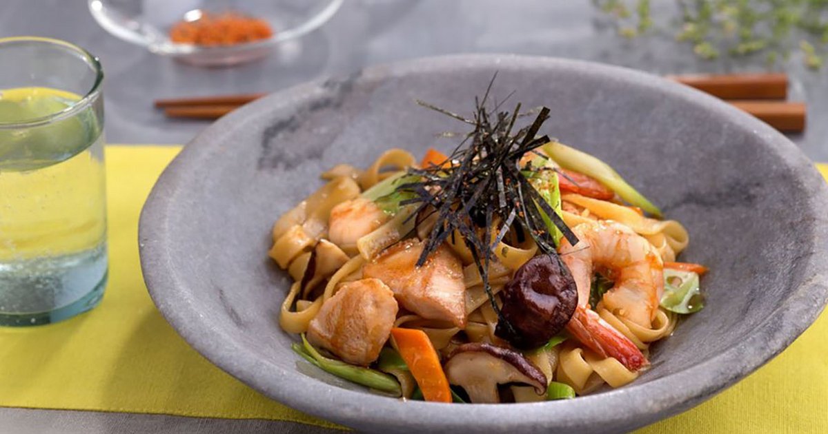 Japanese-style Fried Noodles | Kikkoman