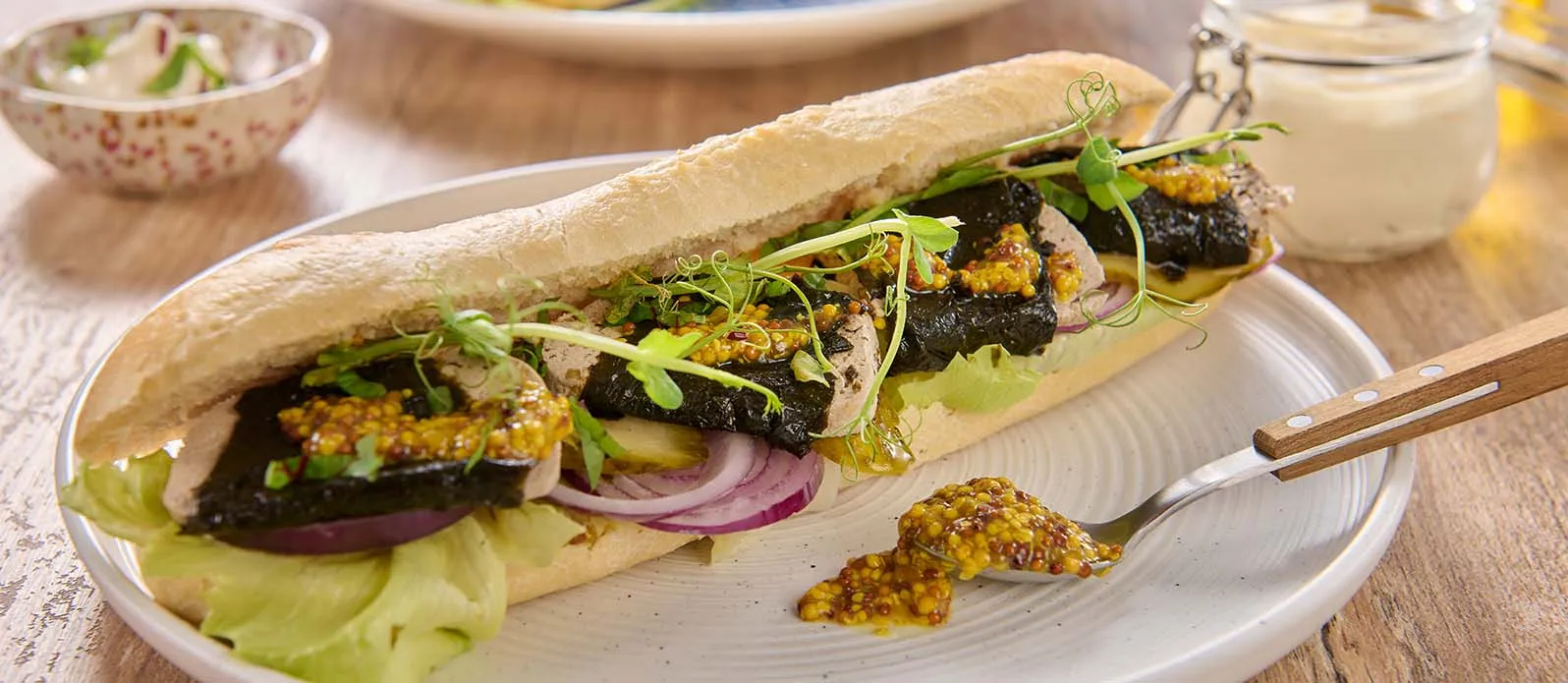 Swedish sandwich with herring-style tofu