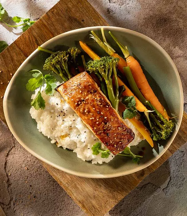 Baked salmon with sweet soy and sesame