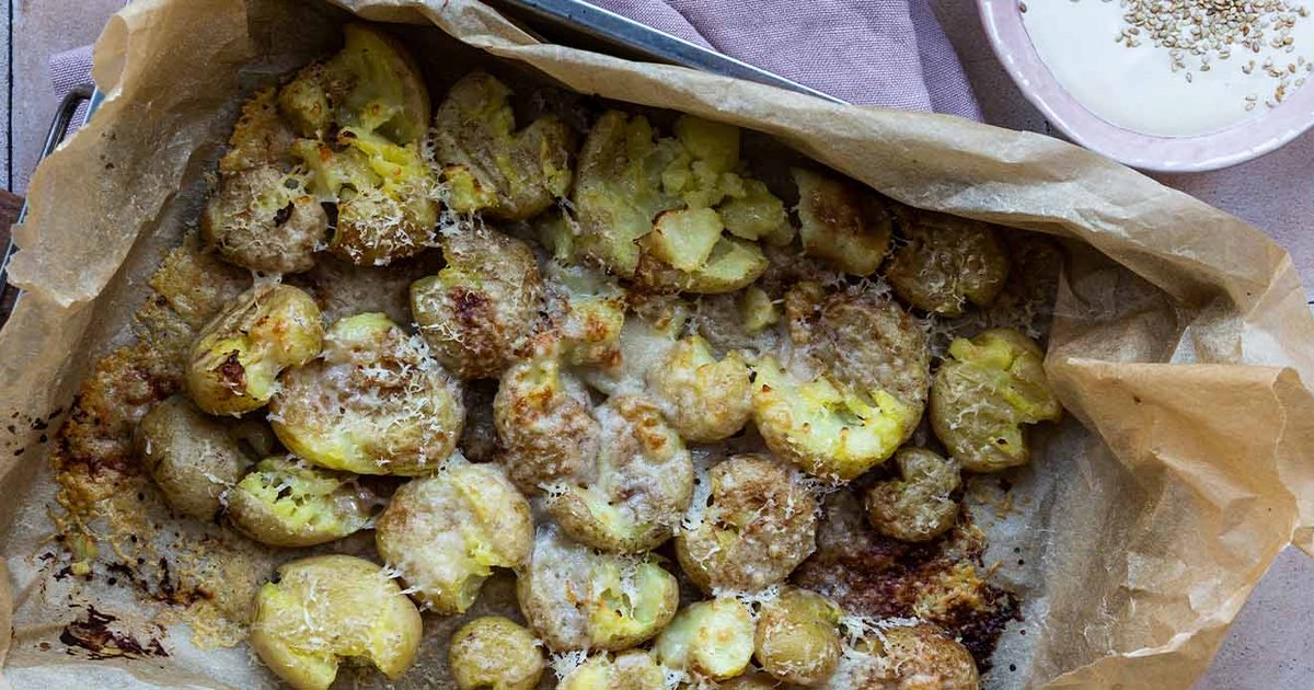 Crispy Roasted Potatoes with Soy and Sesame Dip | Recipe | Kikkoman