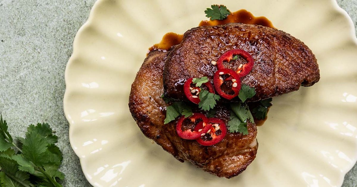 Duck breast in soy-orange sauce | Recipe - Kikkoman
