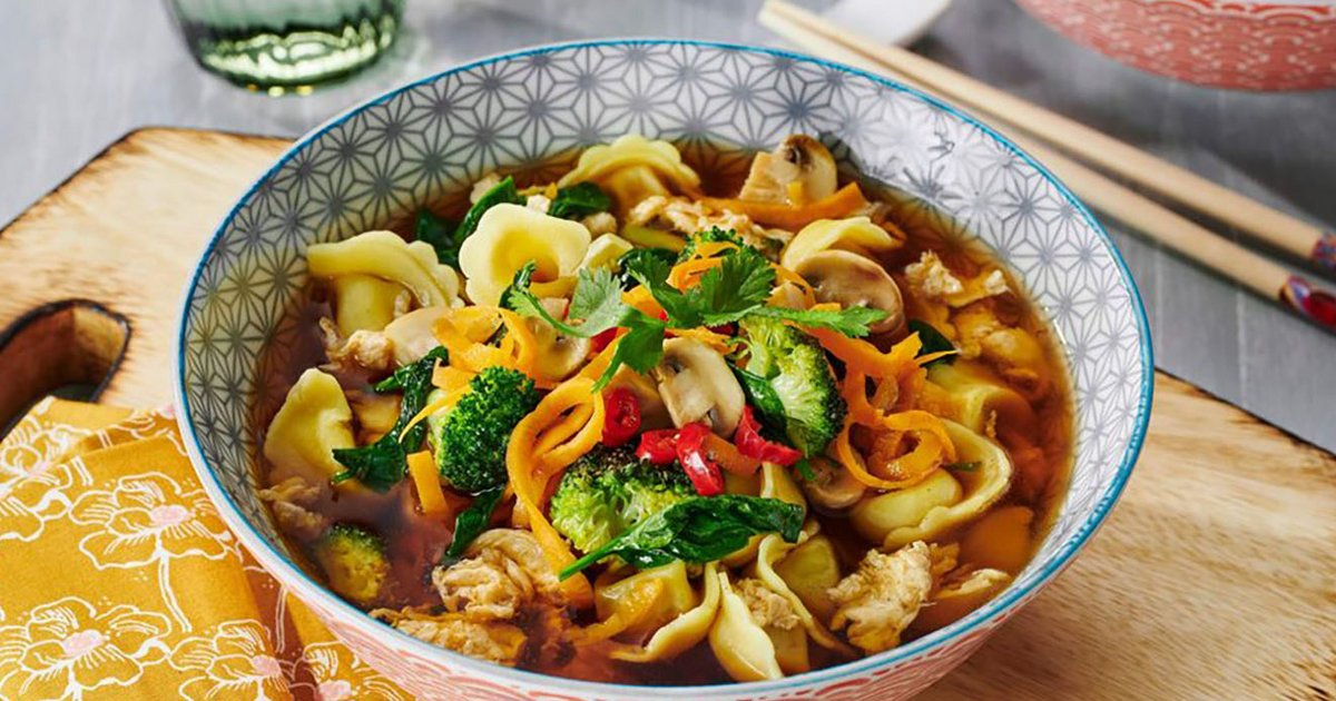 Veggie tortellini ramen | Kikkoman