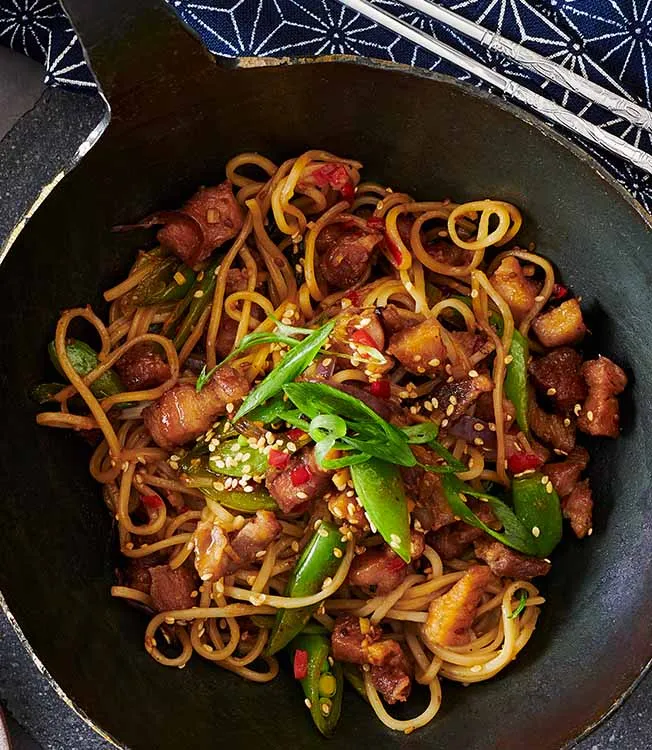 Stir fry noodles with pork belly