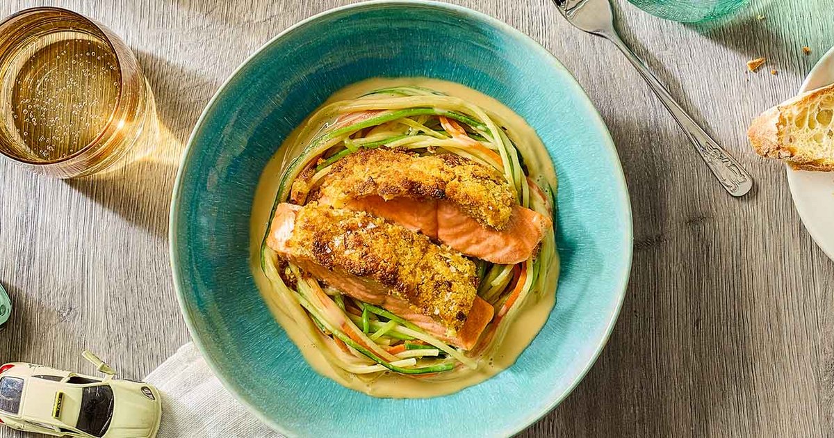 Crispy salmon on spaghetti-zoodle nest | Recipe | Kikkoman