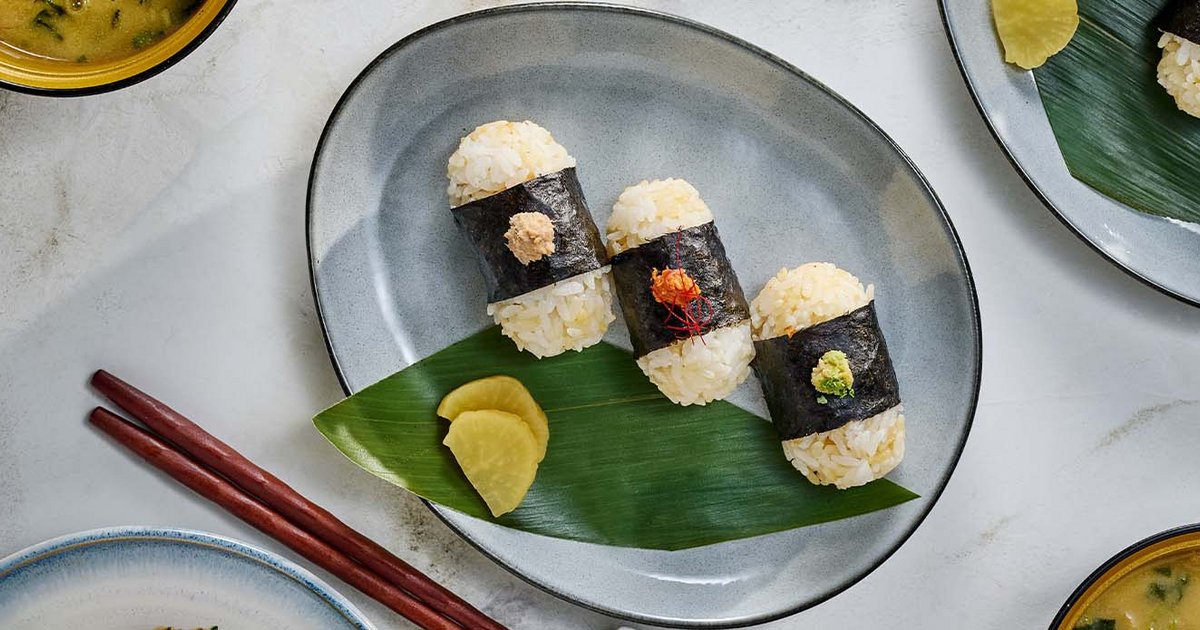 Tuna mayo onigiri with kimchi or wasabi | Recipe | Kikkoman