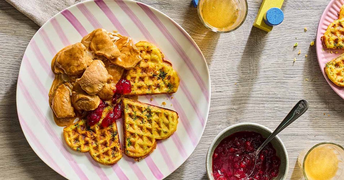 Sliced veal with sweet potato waffles | Recipe | Kikkoman