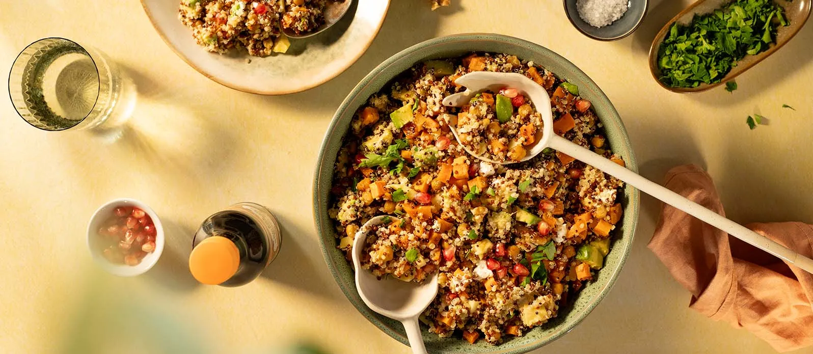 Quinoa & cheese rainbow salad