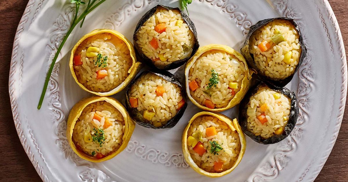 Pilaf onigiri with butter and soy sauce | Kikkoman