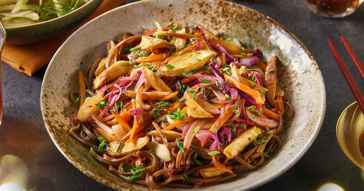 Soba noodles with parsley & pear | Recipe | Kikkoman