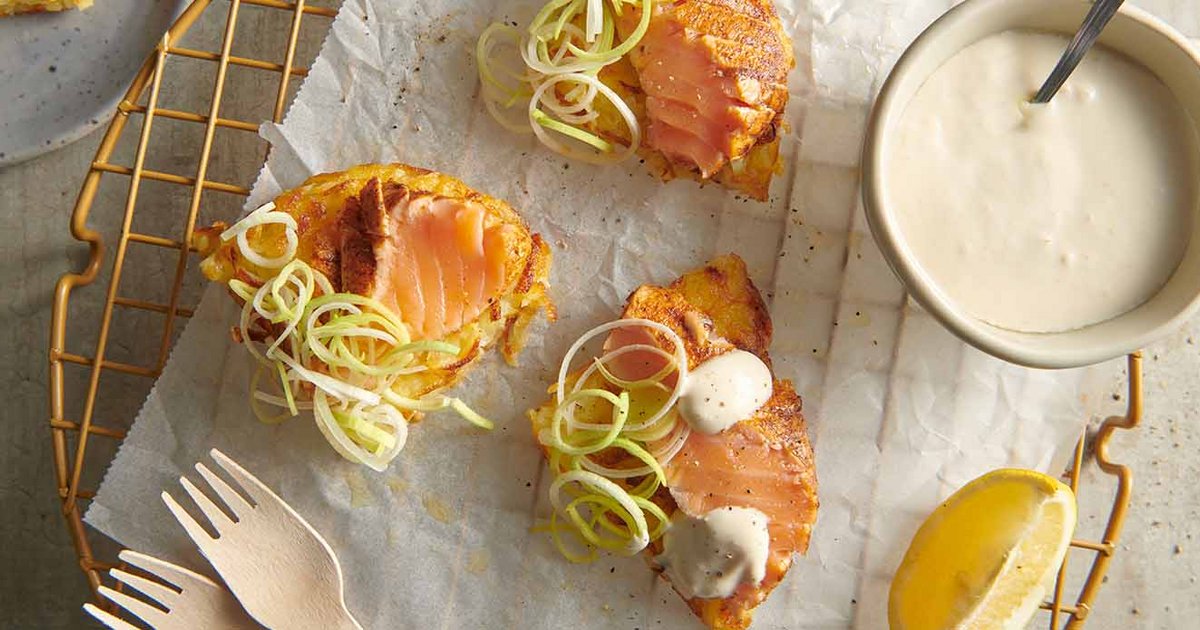 Rösti with salmon sashimi and citrus sauce | Kikkoman