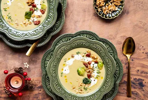 Creamy Brussels sprout & potato cream soup