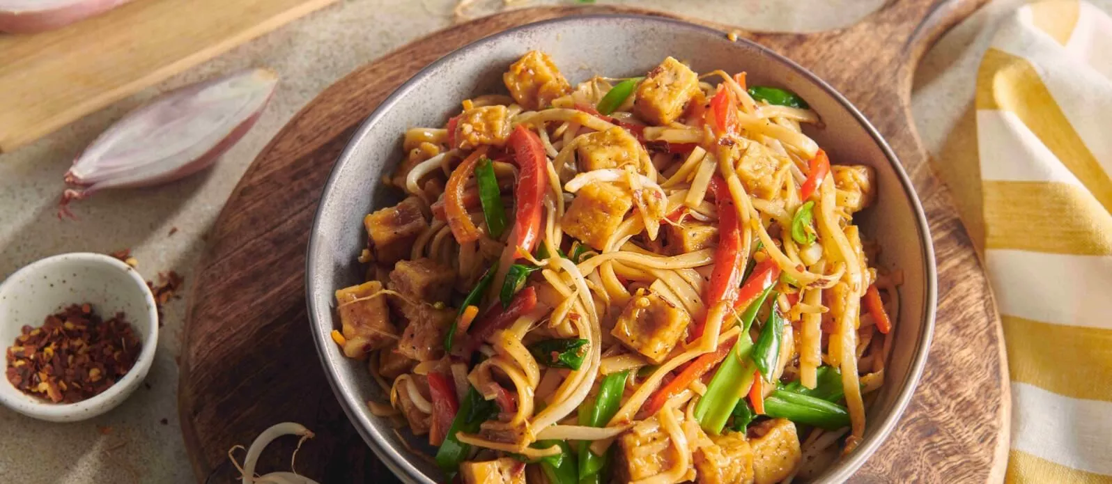 Tofu Stir-Fry Noodles: Vegetarian Chow Mein