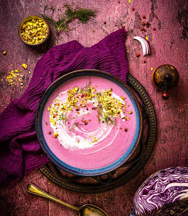 Creamy red cabbage soup