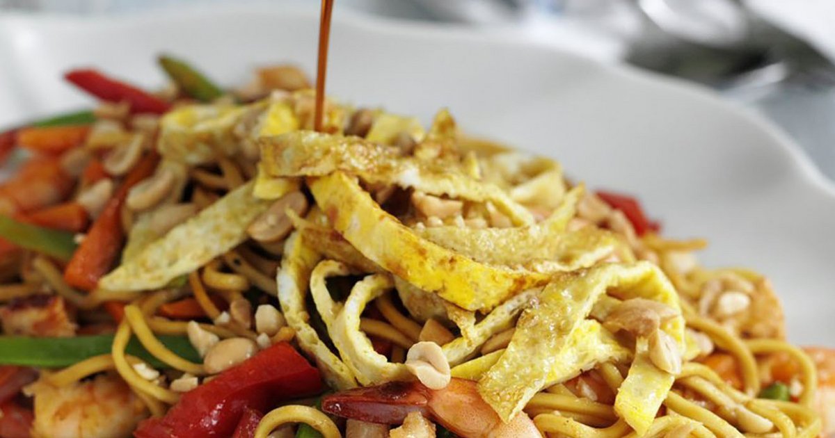 Bami Goreng with prawns - Recipe | Kikkoman