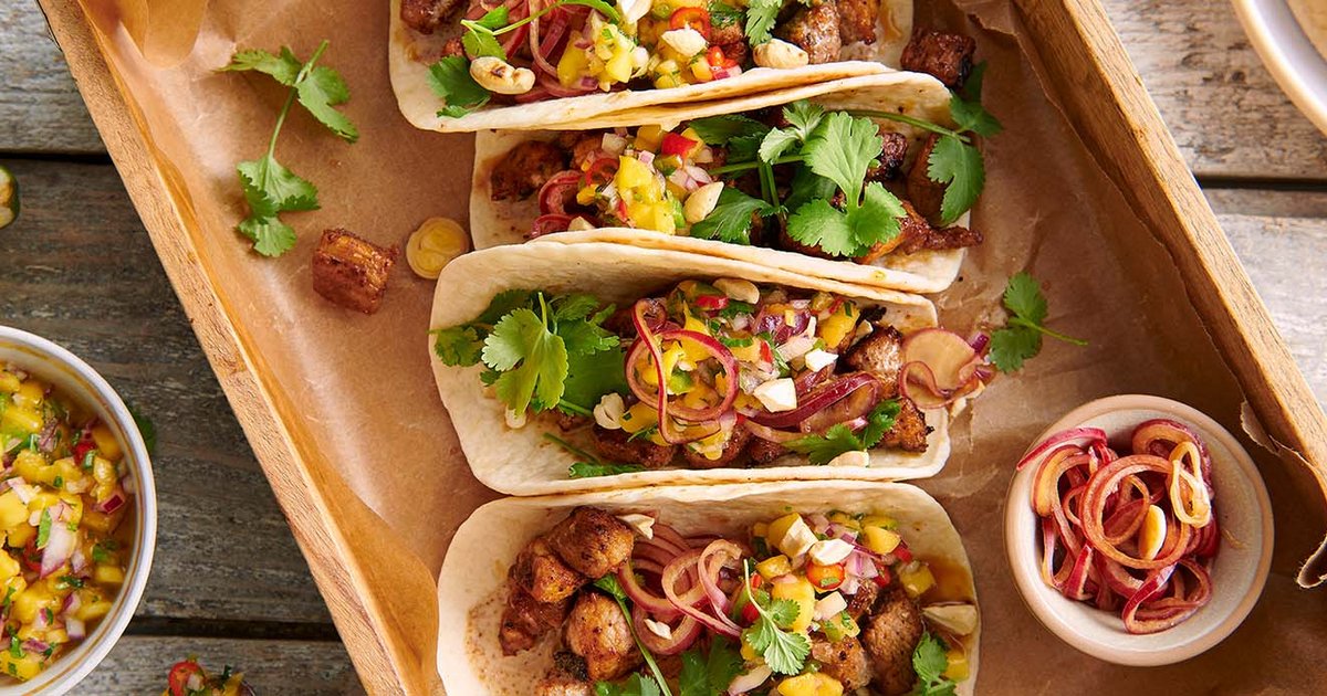 Tacos filled with pork and pickled onions | Recipe | Kikkoman