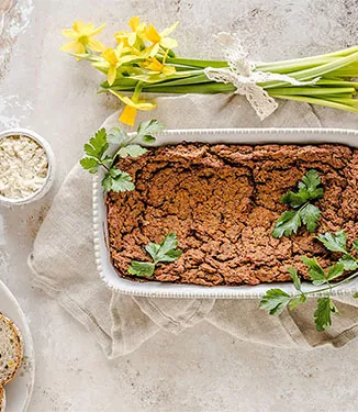 Vegetarian pate with sun-dried tomatoes