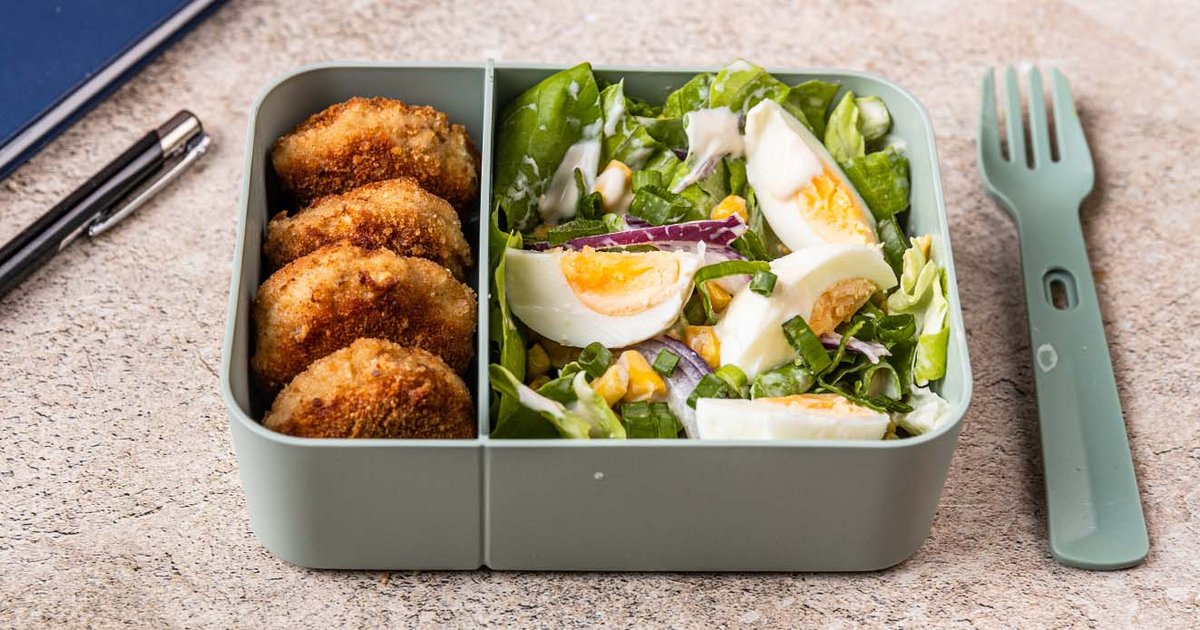 Mini patties with yoghurt dip | Recipe | Kikkoman