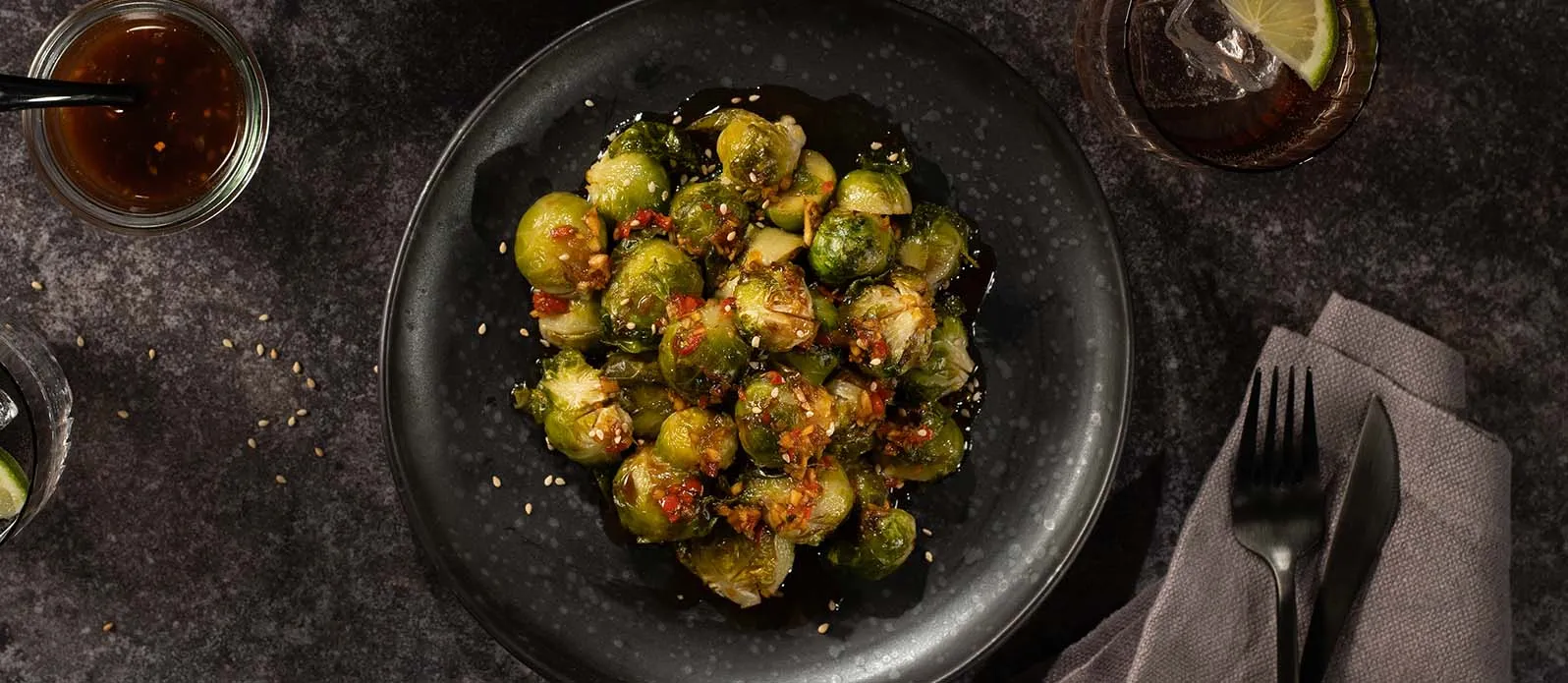 Crispy sprout salad with sesame seeds