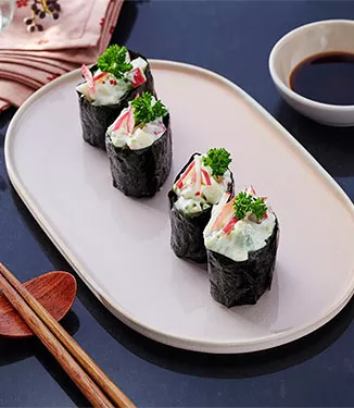 Vegetarian Gunkan Maki Sushi with Avocado & Apple