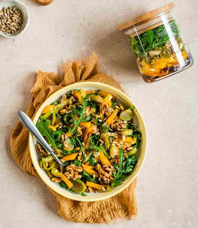 Caramelised leek & walnut salad