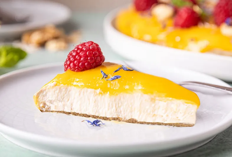 Tofu cheesecake with mango mousse