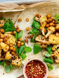 Wraps with Cauliflower and Chickpeas in a Chili-Lime Soy Dressing