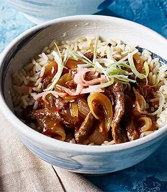 Sweet and spicy beef bowl