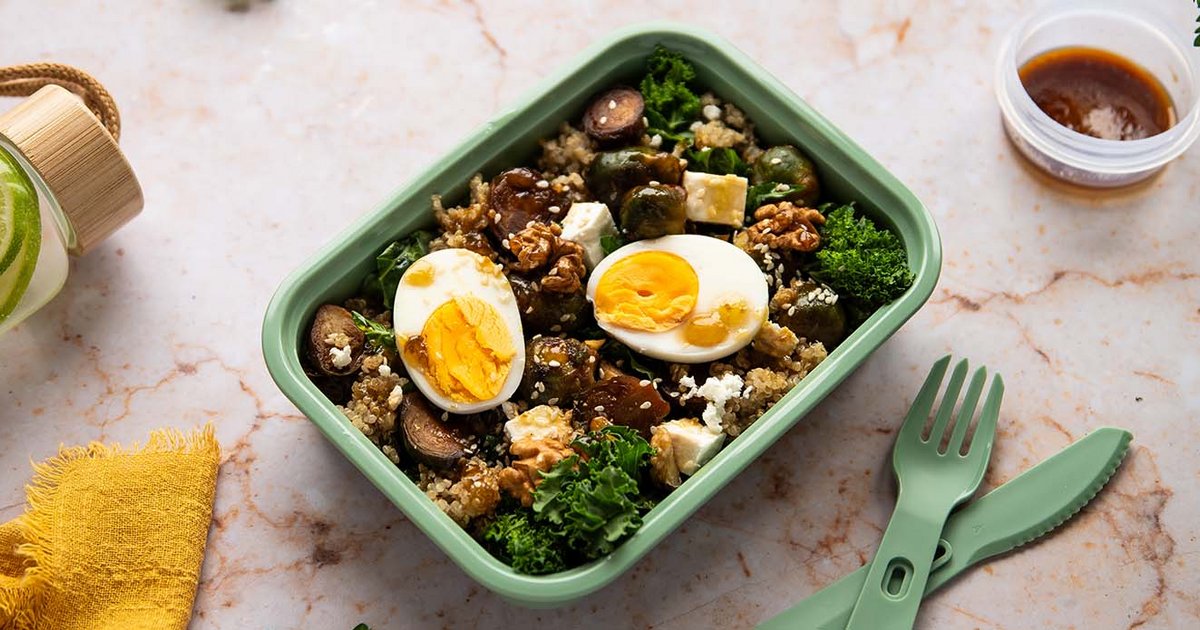 Quinoa salad with caramelised sprouts | Kikkoman