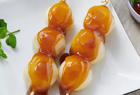 Mitarashi-dango