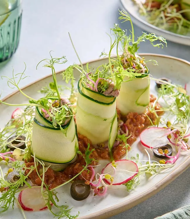 Zucchini cannelloni with beans & peas